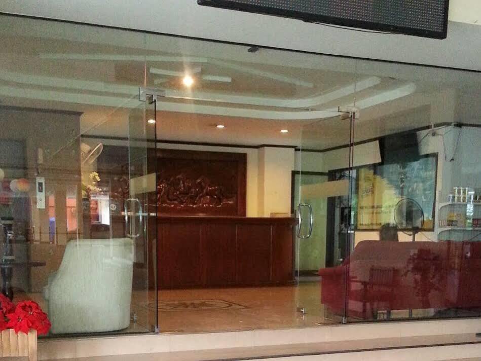 צ'יאנג מאי Bp Grand Hotel מראה חיצוני תמונה